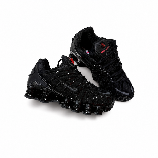 NIKE SHOX
