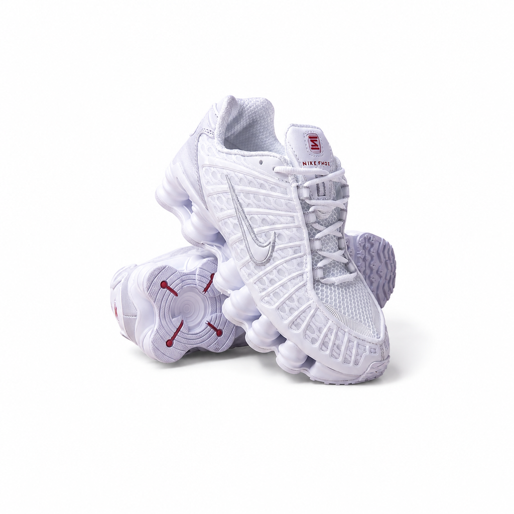 NIKE SHOX