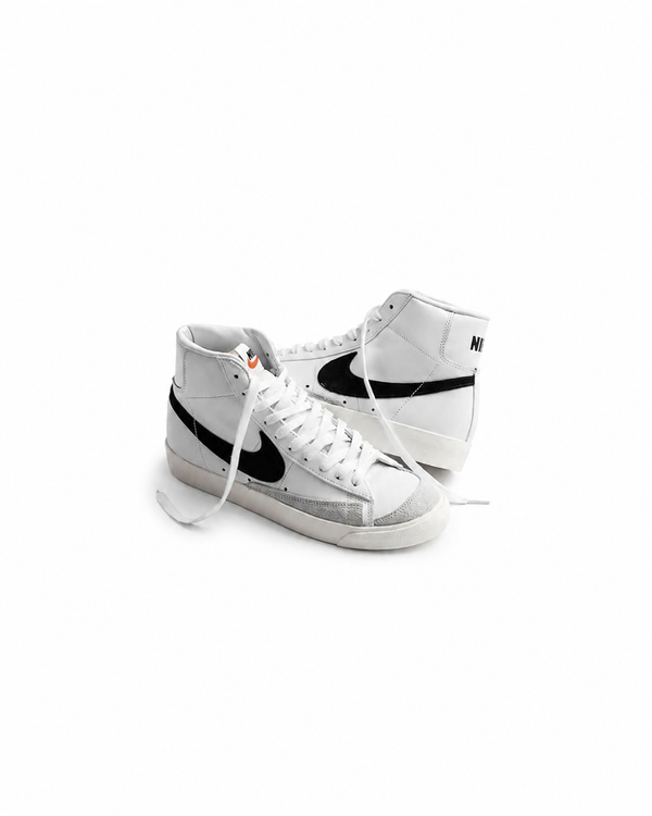 NIKE BLAZER
